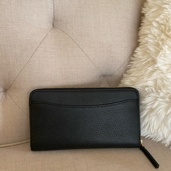 NEW Tory Burch Britten Zip Continental Wallet - Picture 7 of 7